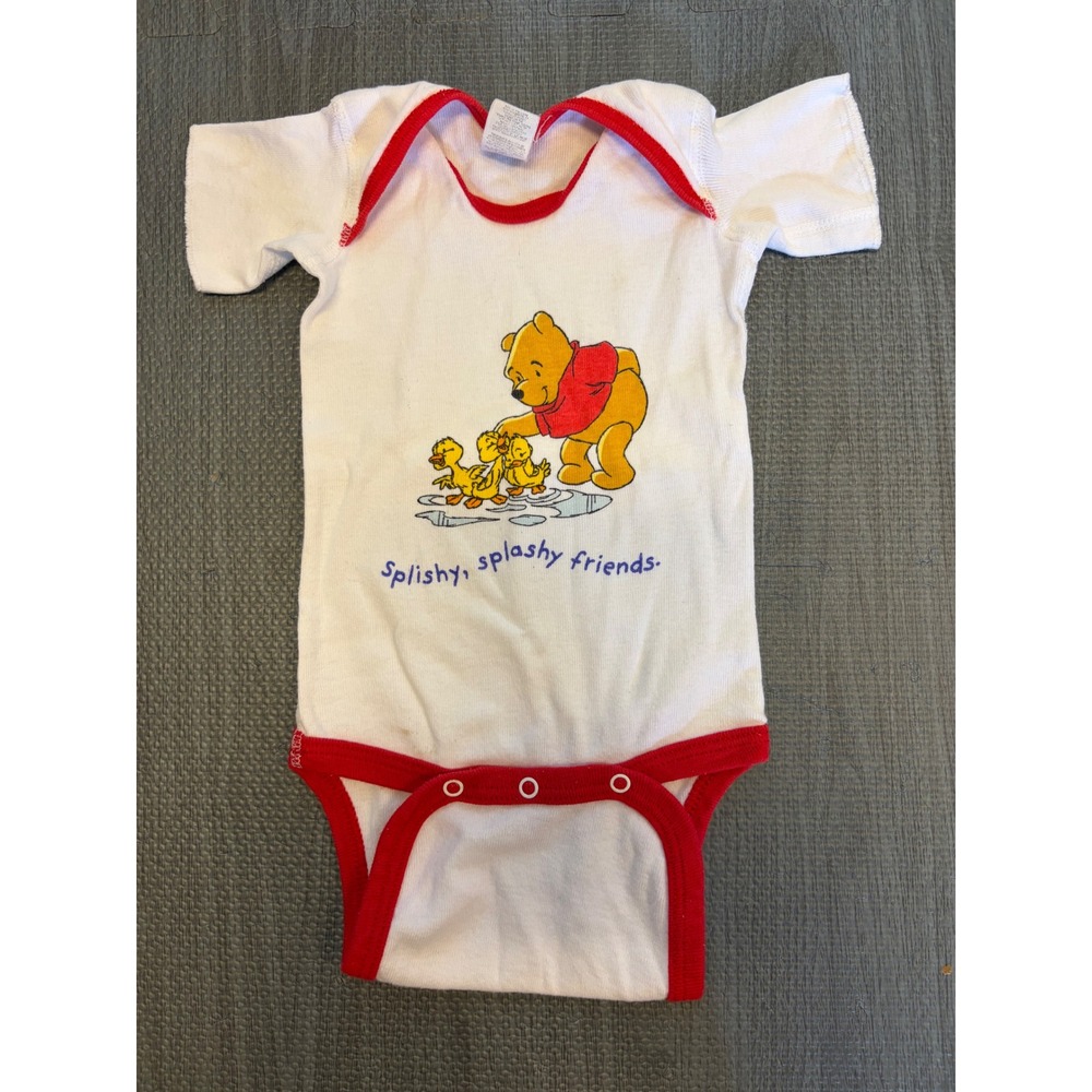 Winnie the Pooh Bodysuit 3-6M White Red Vintage Disney Ducks Cotton‎ 90s Baby